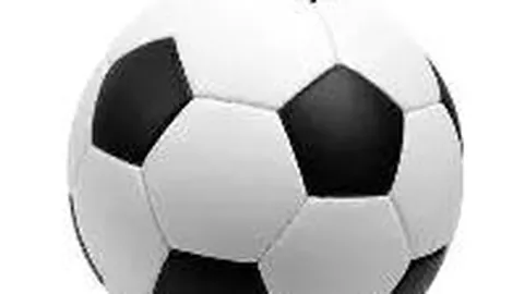 意大利与乌克兰0-0战平，穆德里克禁区内倒地无果