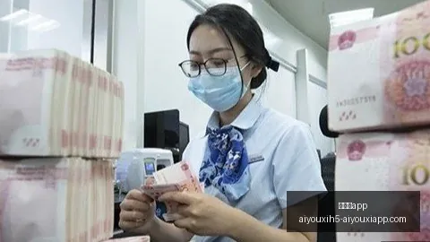 腾讯电竞新品发布，品牌合作版主机抢眼